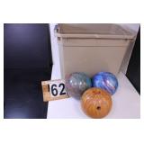 Gray Tote W/ 2 Ladies Bowling Balls - 1 Mens