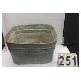 Metal Wash Tub