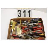 Flat w/ Screwdrivers
