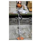Stihl Weed eater F5131 W/ Multiple Blades