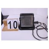 VTG  2 Slice Toaster (Works)