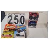 Match Box - Hot Wheels New - 2 Monster -