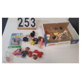 Flat Of Toys W/ Sesame Street - Barney Die -