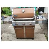Weber Propane grill 3 Burner W/ Cover & Rotisserie