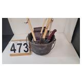 Metal Pot 3 Legged W/ Grill Utensils