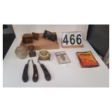 Flat W/ Granite Jat - Hoof Cleaners - Collectibles