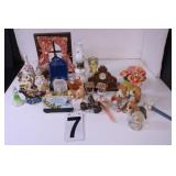 Flat Of Collectibles W/ Small Oil Lamp - Set Of -