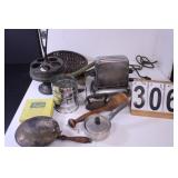 Box W/ VTG Quick Way Toaster - Other VTG Kitchen -