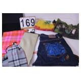 3 Scarves ~ Coogi Jeans Size 40 X 34 ~