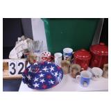 Green Tote w/ Mugs ~ Bud Cups ~ Red Ceramic -