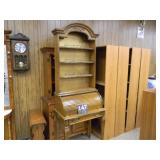 Roll Top Writing Desk W/ Bookshelf Top 7