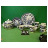 14 Pieces Of Churchill Blue Willow Made In