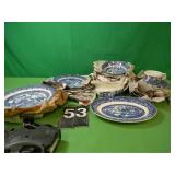 Churchill Blue Willow 8 Bowls and 4 Salad Plates