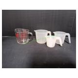Oven Basics 4 Cup & (3) Plastic Measuring Cups
