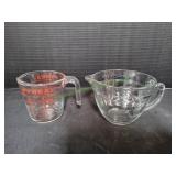 Pampered Chef 4 Cup & Pyrex 2 Cup Measuring Cups