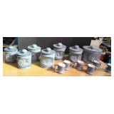 Vintage Hershey Mold 3D Ceramic Country Scene Set