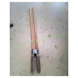 Post Hole Digger w/ Wood Handle