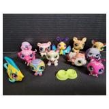 (12) Littlest Pet Shop Pets
