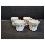 (4) Vintage Corelle Callaway Ivy Cups