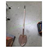 True Temper Shovel