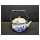 Vintage Enamelware Blue Willow Tea Kettle