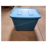 Sterilite 20gal Blue Storage Bin w/ Lid