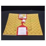 Holiday Gift Giving 8pc Placemat & Napkin Set