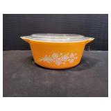 Pyrex Butterfly Gold #475 2 1/2Qt Casserole w/