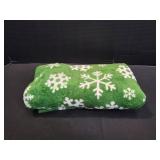 50x60 Green Snowflake Throw Blanket