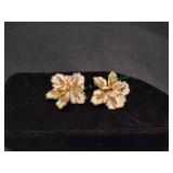 Vintage Clip-Op Flower Earrings