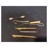 Vtg Writing Pens & More