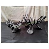 (1)5"&(1)7" Metal Skelton Hands Candy Dish Holder
