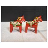 (2) Vtg Swedish Wood Dala Horses