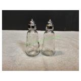 Vtg Heritage Etched Salt & Pepper Set w/ Metal
