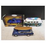 (1)Maisto & (2)Kinsmart 1:62 Scale Diecast Cars