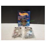 Hot Wheels Keychain & (2) Planet Micro Eggs