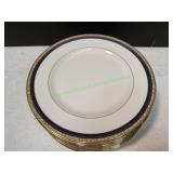 (16)10.5" Wedgwood Rococo Bone China Dinner