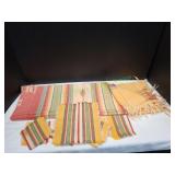 Vtg Tablecloth w/ Matching Napkins