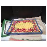 Miscellaneous Placemats & Table Runners