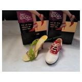 (2) Just the Right Shoes by Raine w/ COAs