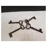 Vtg Decorative Keys