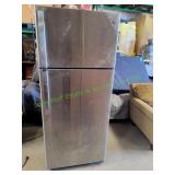 GE Refrigerator