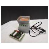 Wax Warmer w/ Perfectly Pine Wax