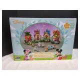 Natures Mark Disney Spring Village, 13pc Set