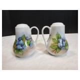 Vtg Oversized Porcelain Salt & Pepper Shakers