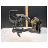 McFarlane Movie Maniacs 6 Alien Queen Deluxe Set McFarlane Movie Maniacs 6 Alien Queen Deluxe Set