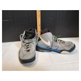 Nike Air Maestro Flight Tennis Shoe, Sz 12 Nike Air Maestro Flight Tennis Shoe, Sz 12