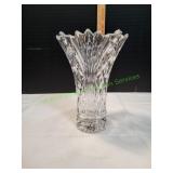 Vtg 9.5" Crystal Flower Vase Vtg 9.5" Crystal Flower Vase