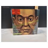 Mezco Breaking Bad Gustavo Fring Action Figure Mezco Breaking Bad Gustavo Fring Action Figure