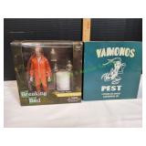 Mezco Breaking Bad Walter White Action Figure Mezco Breaking Bad Walter White Action Figure